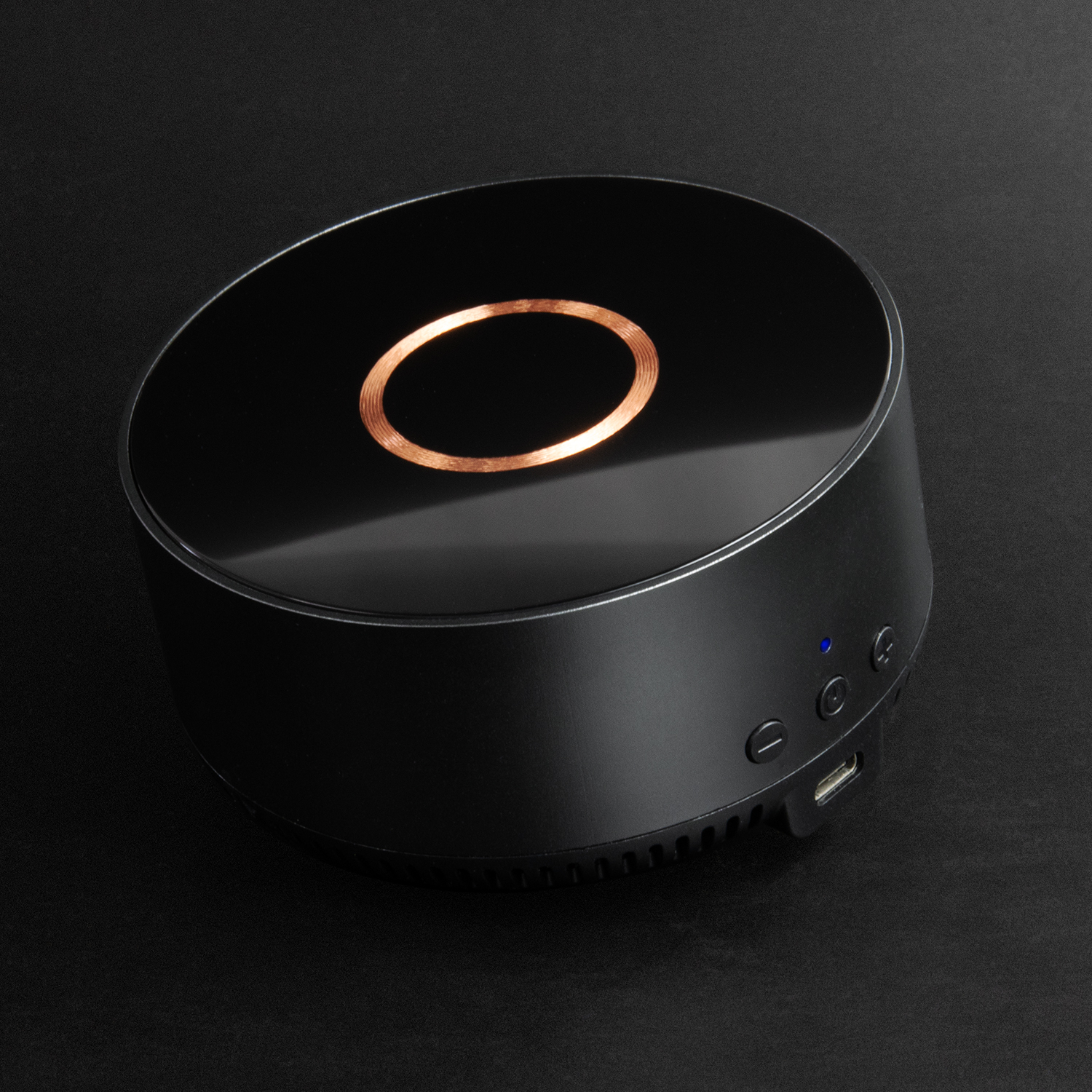 INGENIO Arc Wireless Charging Speaker – Image 7