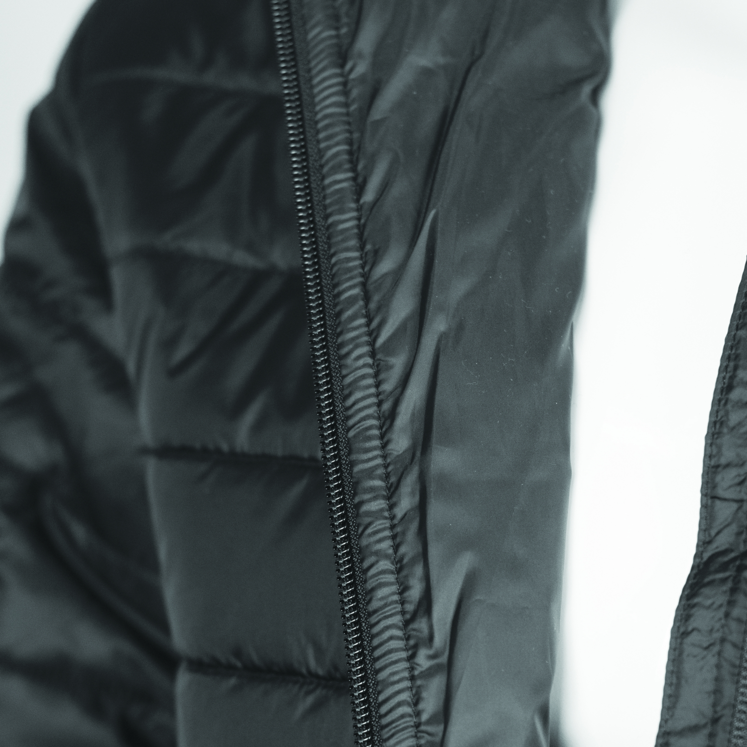 TRENDSWEAR Frazer Womens Puffer Jacket – Image 5