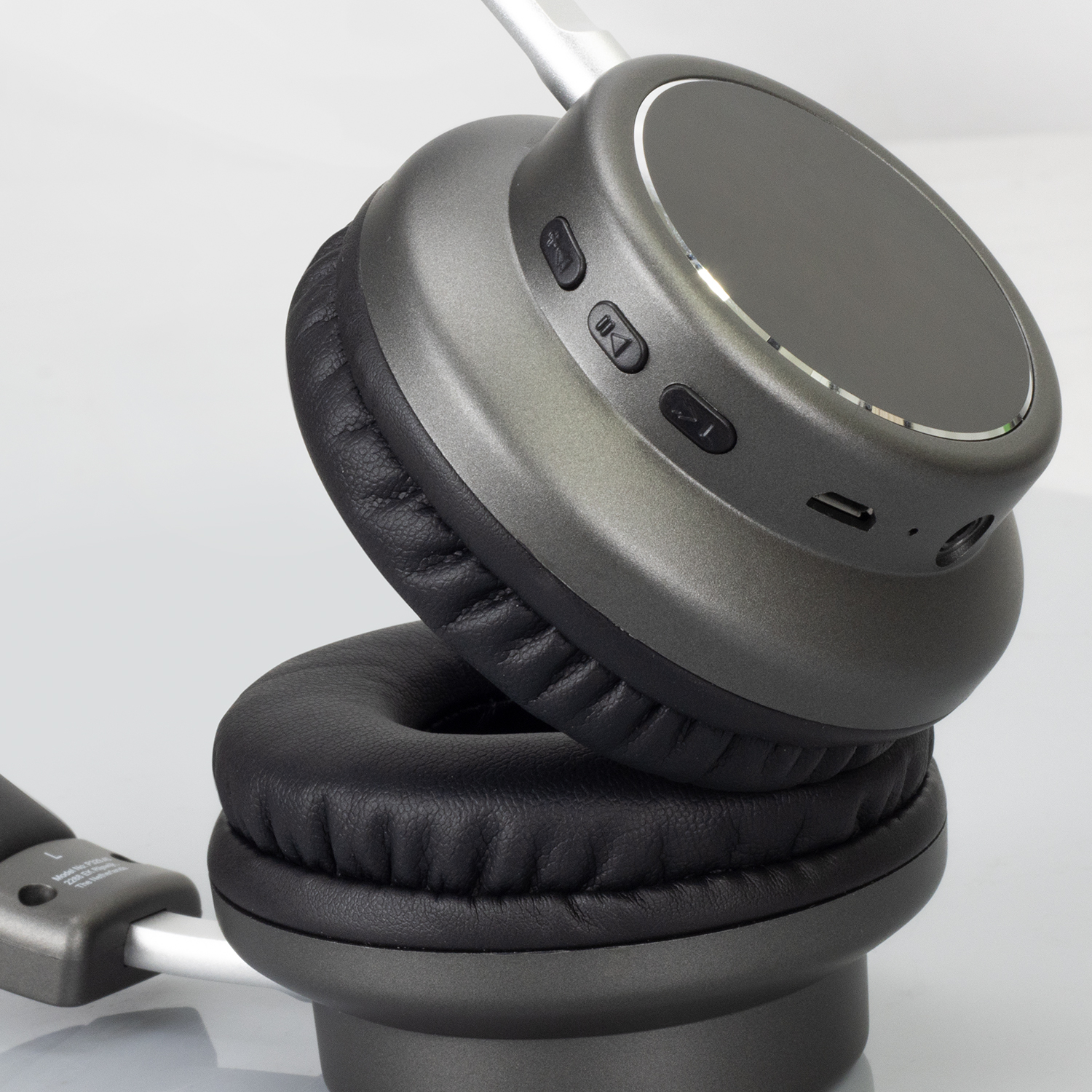 Swiss Peak Wireless Headphone V3 – Image 7
