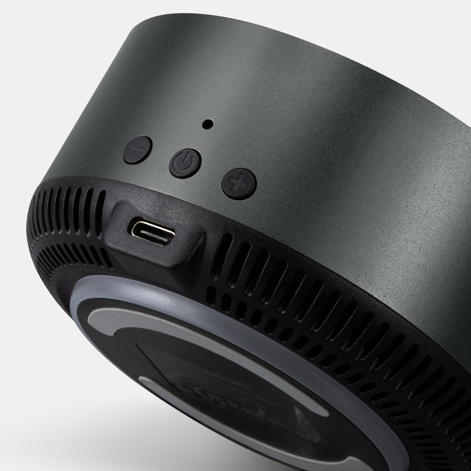 INGENIO Arc Wireless Charging Speaker – Image 4