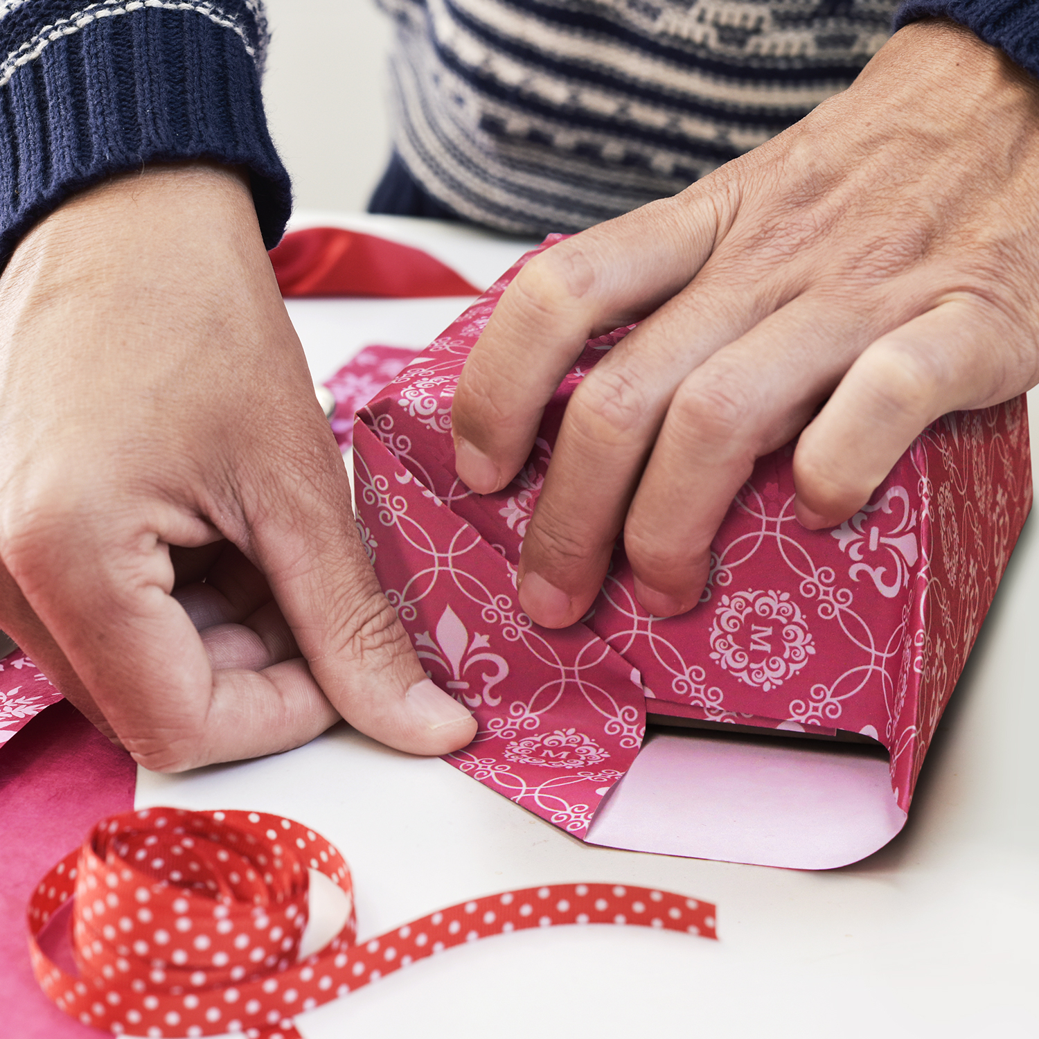Personalised Gift Wrapping Paper – Image 2