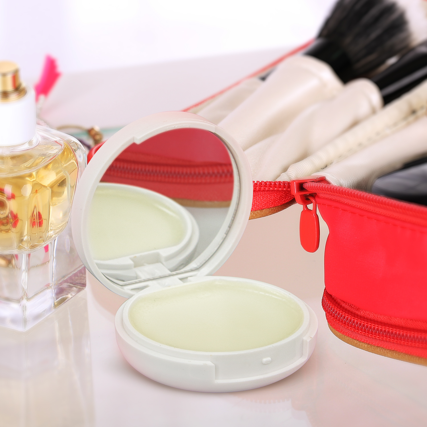 Compact Mirror and Lip Balm – Image 3