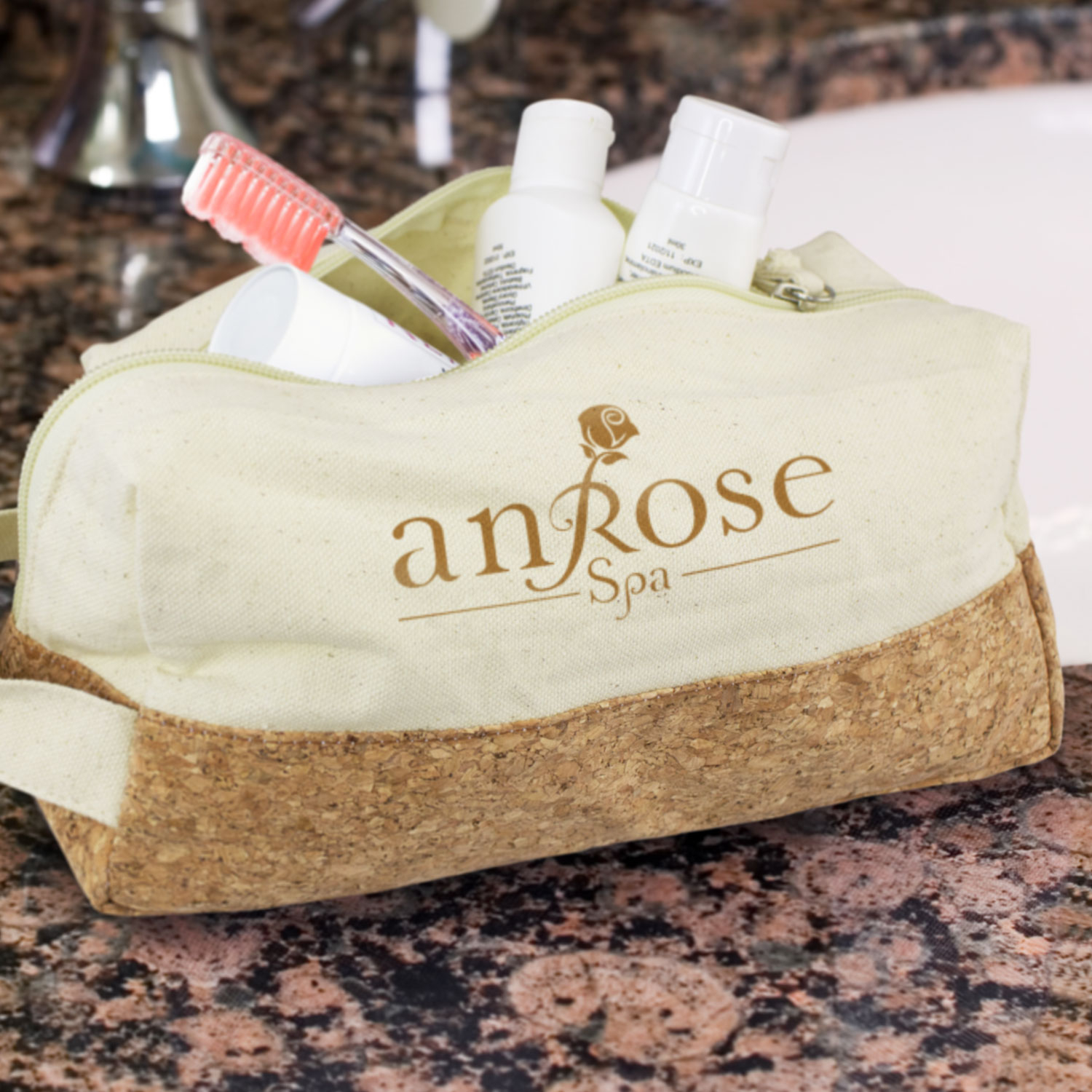 Oakridge Toiletry Bag – Image 4