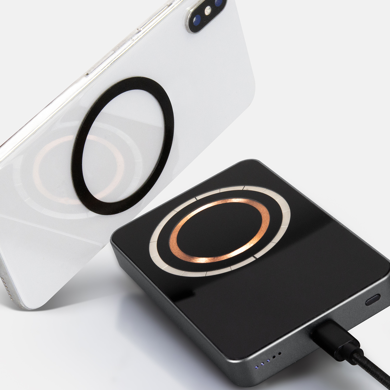 INGENIO Arc Wireless Charging Power Bank – Image 6