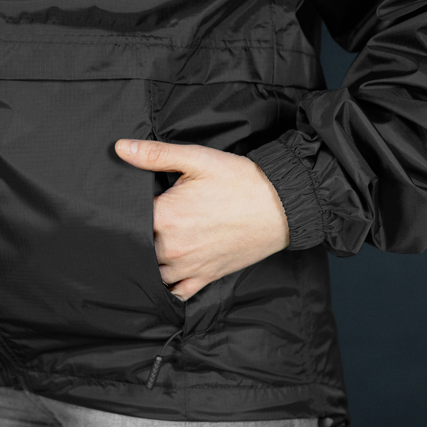Swiss Peak Urban Windbreaker – Image 4