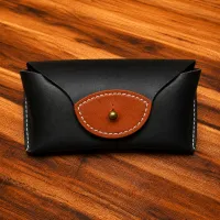 Eyeglass Case – Forge Black, British Tan
