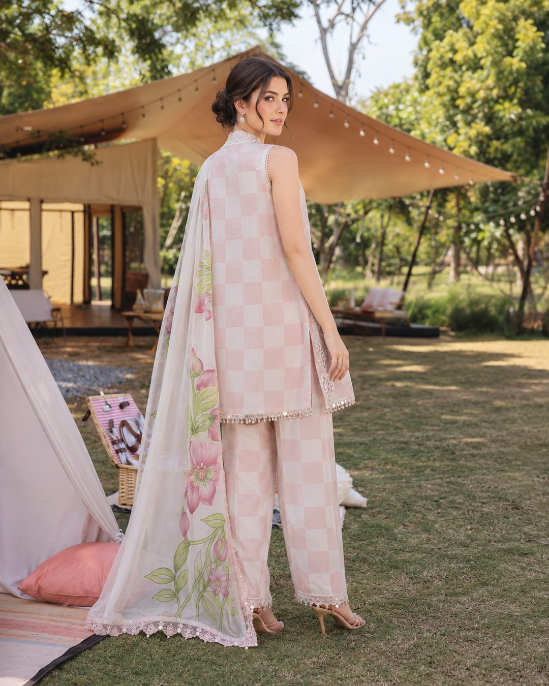 Blush Check 3 Piece Suit – Image 2