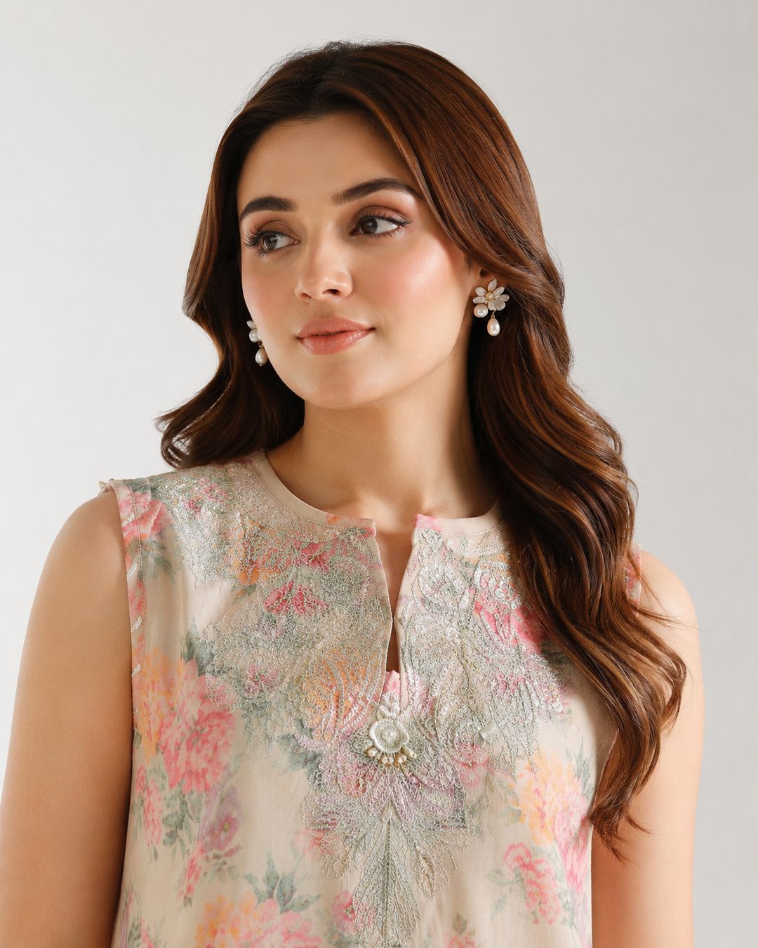 Soft Peach Bloom 3 Piece Suit – Image 2
