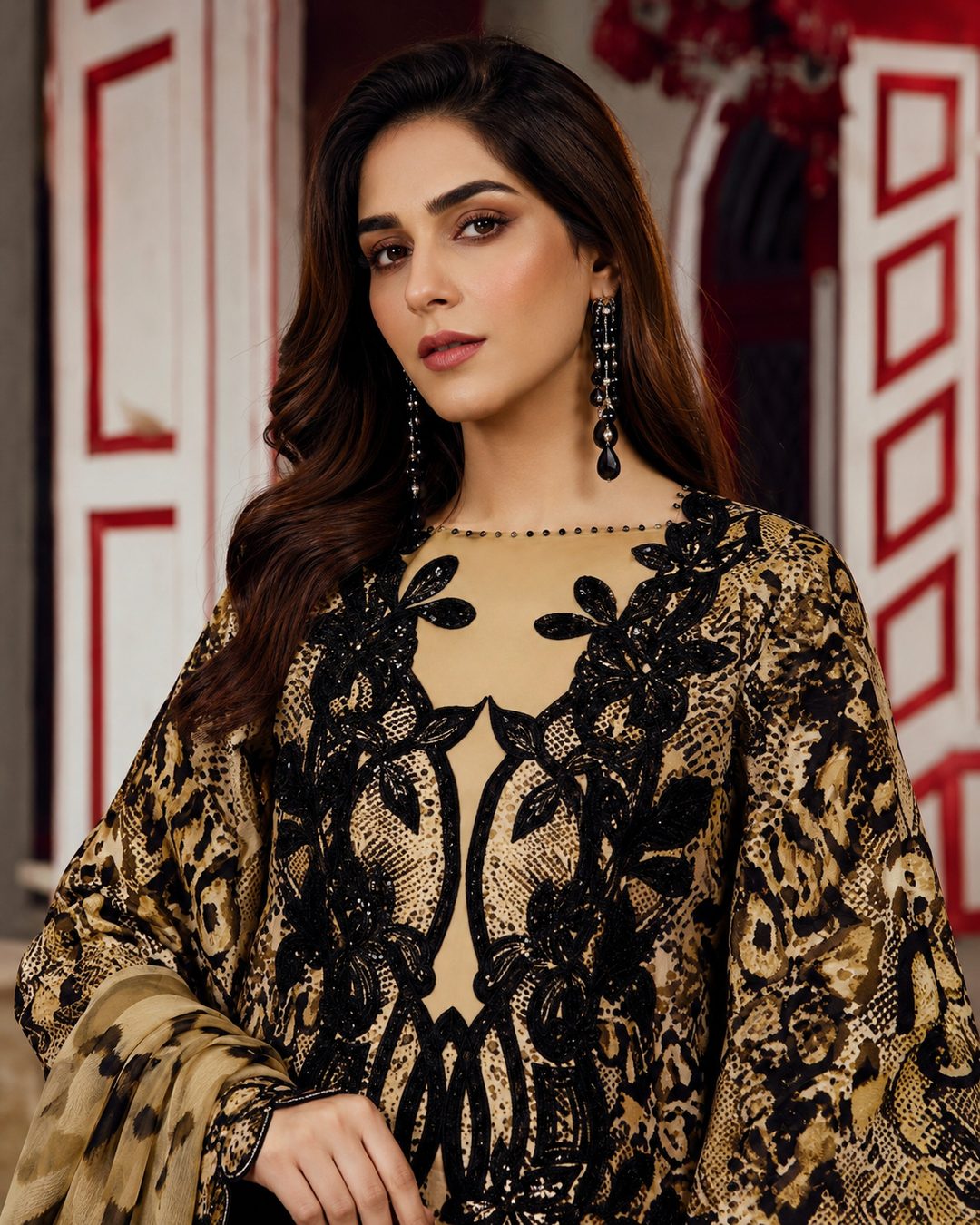 Gold Noir 3 Piece Suit – Image 3