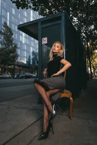PINSTRIPE MIDI PENCIL SKIRT – Image 3