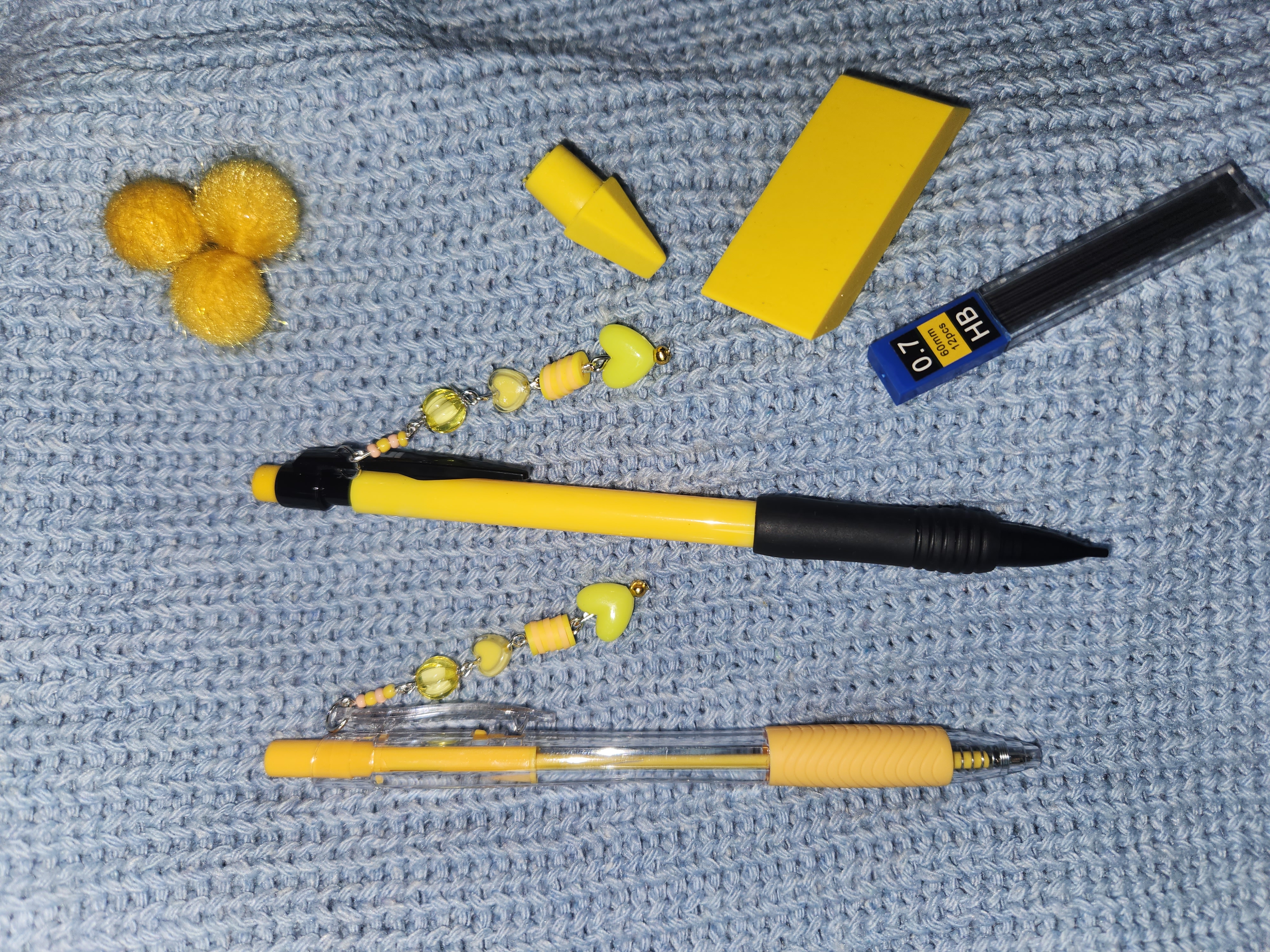Juego de bolígrafo, portamina y otros – Amarillo