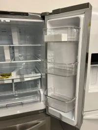 LG LRFNS2200S/03 22 Cu. Ft. French Door Refrigerator – Stainless Steel – Image 4