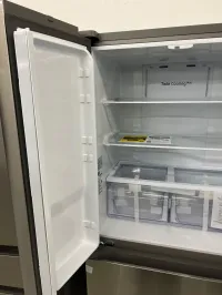 Samsung RF18A5101SR 18 Cu. Ft. French Door Refrigerator – Stainless Steel – Image 4