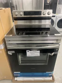 Samsung NE63A6111SS - NE63A6111SS/AC Electric Range, 6.3 cu. ft. Capacity, 30 inch – Image 1