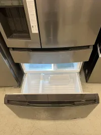 Frigidaire FRMS2733AV00 27.8 Cu. Ft. French Door Refrigerator – Stainless Steel – Image 6