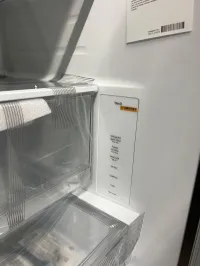 LG LF27D6200S/00 27 Cu. Ft. French Door Refrigerator – Stainless Steel – Image 5