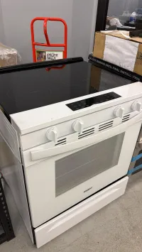 Whirlpool YWSES5030SW0 5.3 Cu. Ft. Slide-In Electric Range – White – Image 2