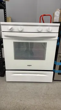 Whirlpool YWSES5030SW0 5.3 Cu. Ft. Slide-In Electric Range – White – Image 1