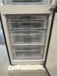 Samsung RB10FSR4ESR 24” Bottom Freezer Fridge – 11.3 Cu.Ft, Stainless Steel, Compact Size – Image 5