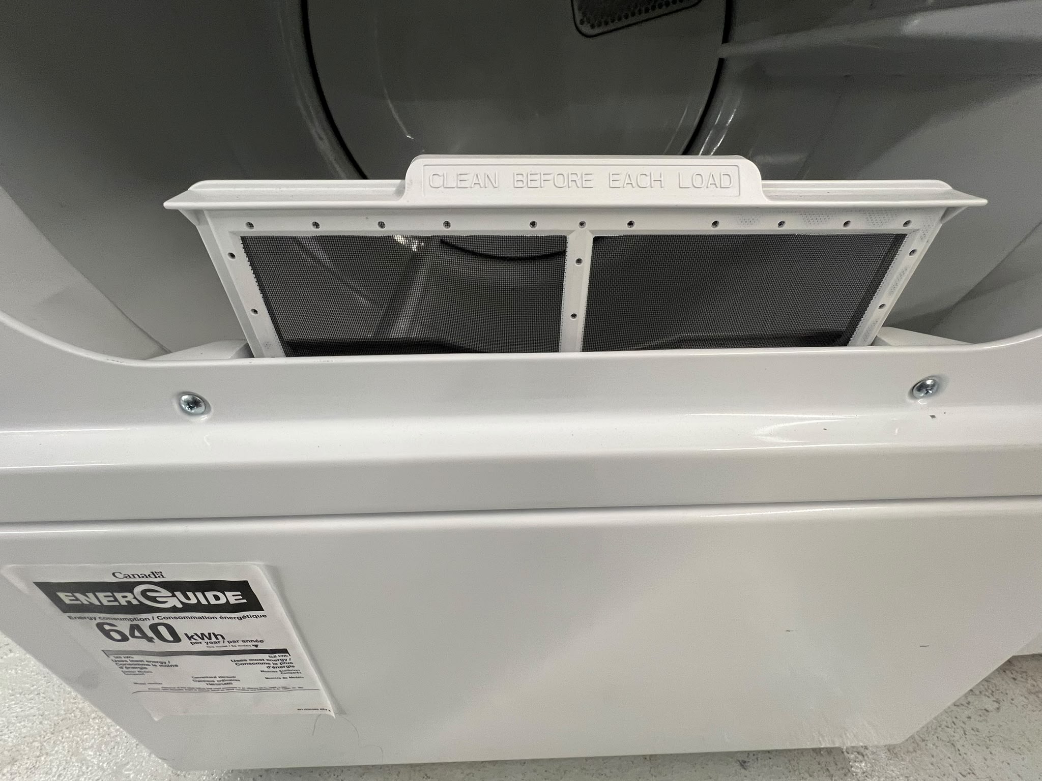 Maytag MVWP585GW 4.0 Cu. Ft. Washer & YMEDP586GW 7.4 Cu. Ft. Electric Dryer Set – Image 7