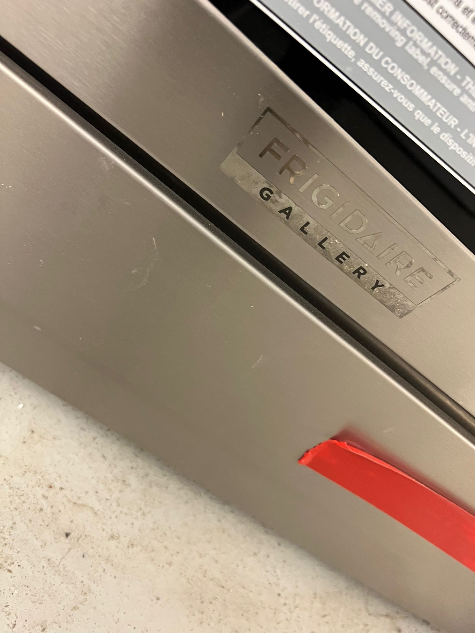 Frigidaire Gallery GCRI306CBFB 30" 5.3 Cu. Ft. Freestanding Induction Range with Air Fry – Image 2