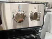 Midea MER30B12ASSC 5.1 Cu. Ft. 30" Freestanding Electric Range – Stainless Steel – Image 4