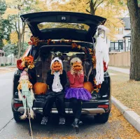 Trunk or Treat Trunker (Decorate + Hand Out Candy) – Image 1