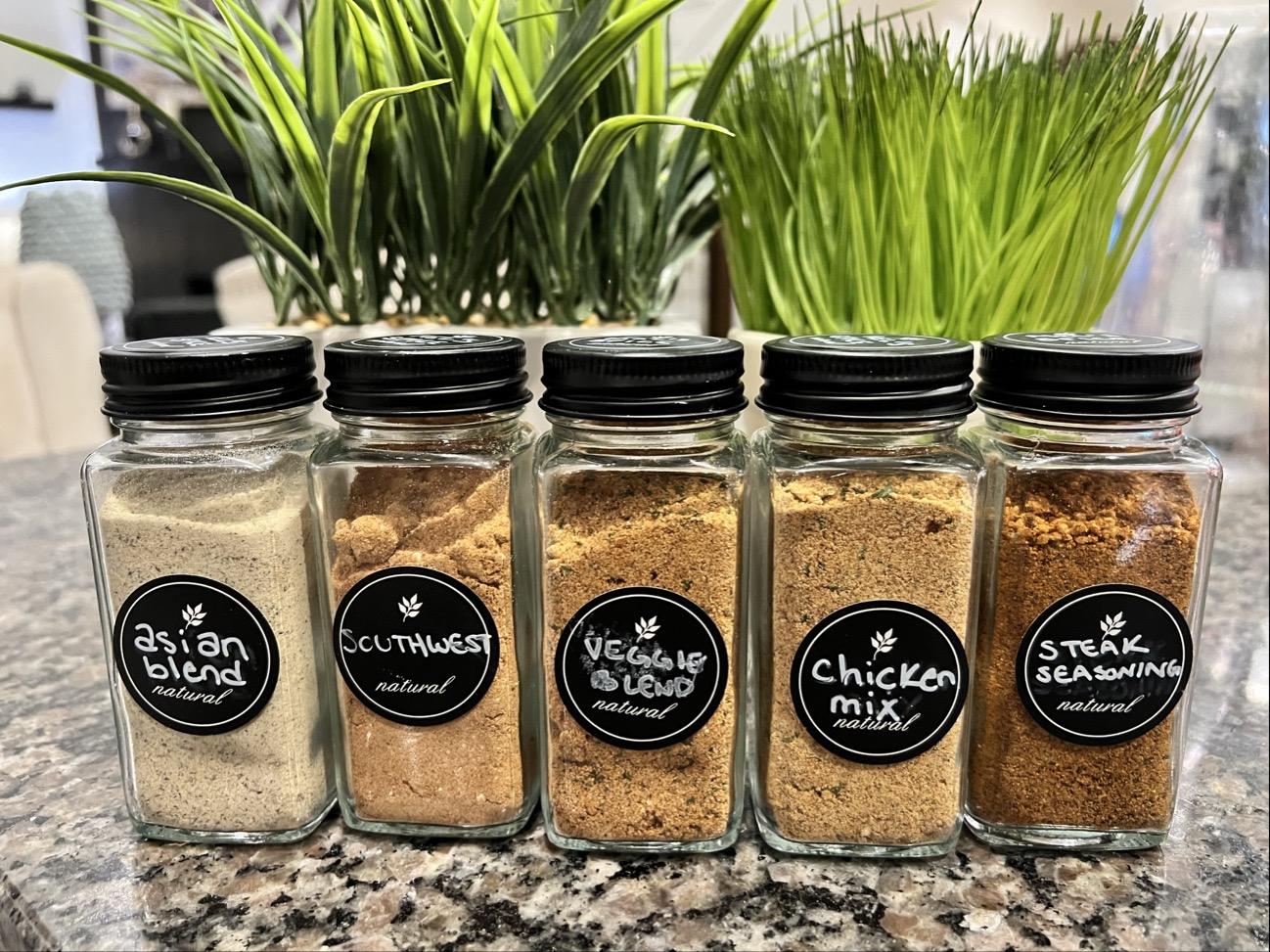 5 Piece Set of Custom Mel's Meals Spices (20 Oz) – Image 1