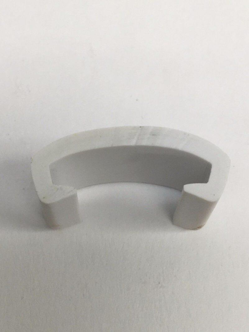 Sample 1″ Wide White RV Boat Camper Vinyl Trim Molding Flexible Screw Cover – Image 4