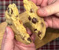 Chocolate Chip Cookie – Image 1