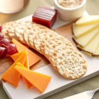 Water Crackers 125g CODE -  6216 – Image 1