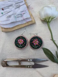 Circle Floral Earrings, Design 8 – Pink Flower Green