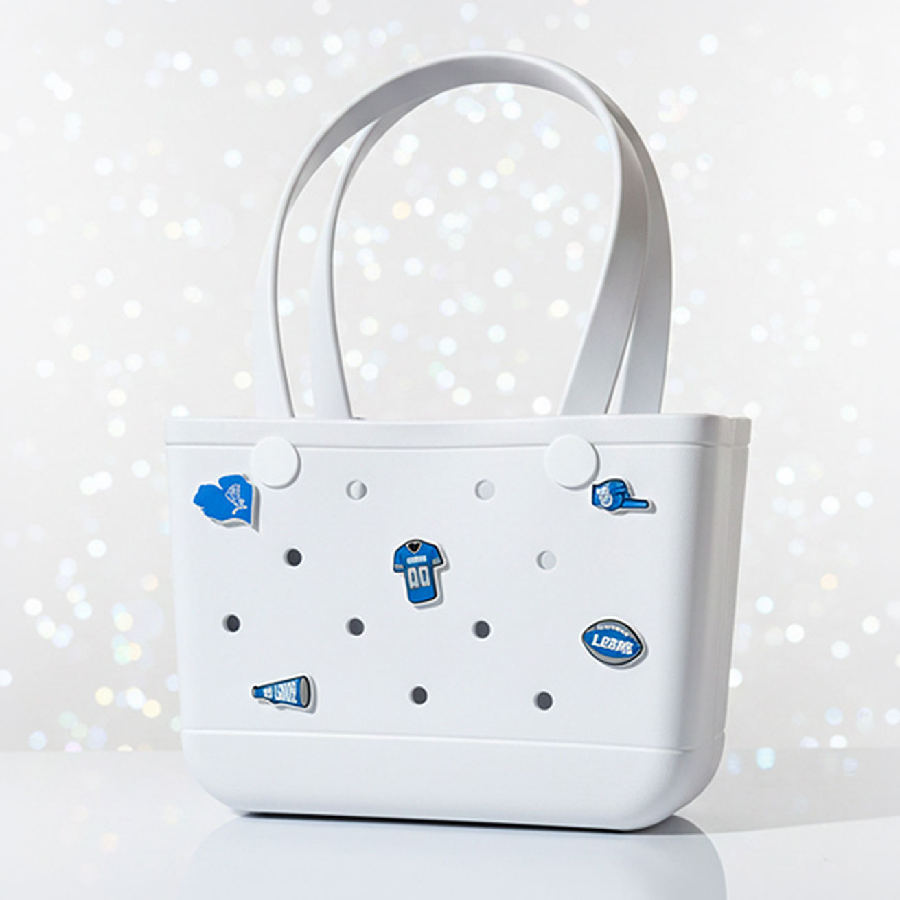 Charm Luxe Tote – Image 2