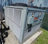 2019 Trane CGAM052F 52-Ton Air-Cooled Scroll Chiller – Image 3