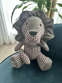 🦁  LEÓN GUARDIÁN – Image 3