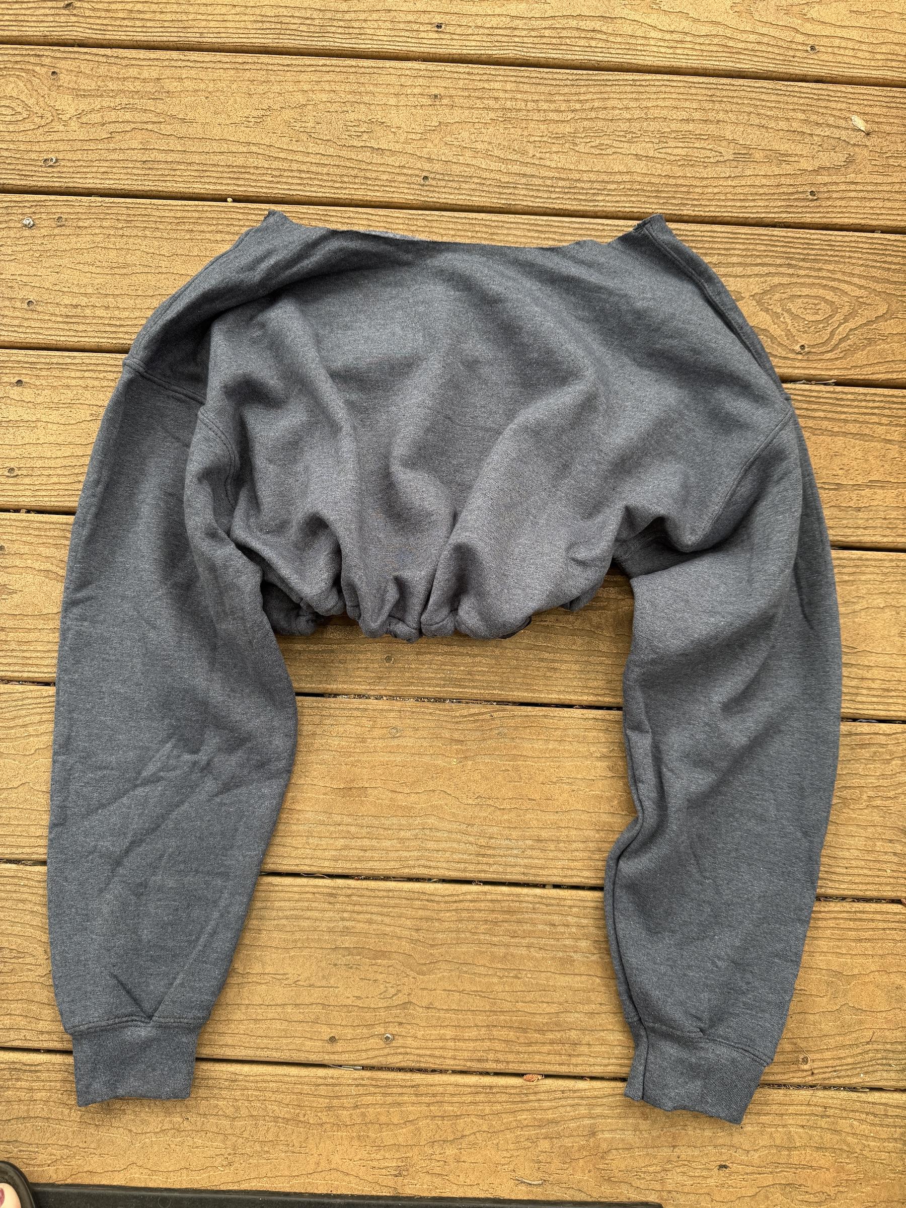 Cincinnatti Bengals Crop Charcoal Sweatshirt Vintage NFL One Size  – Image 2