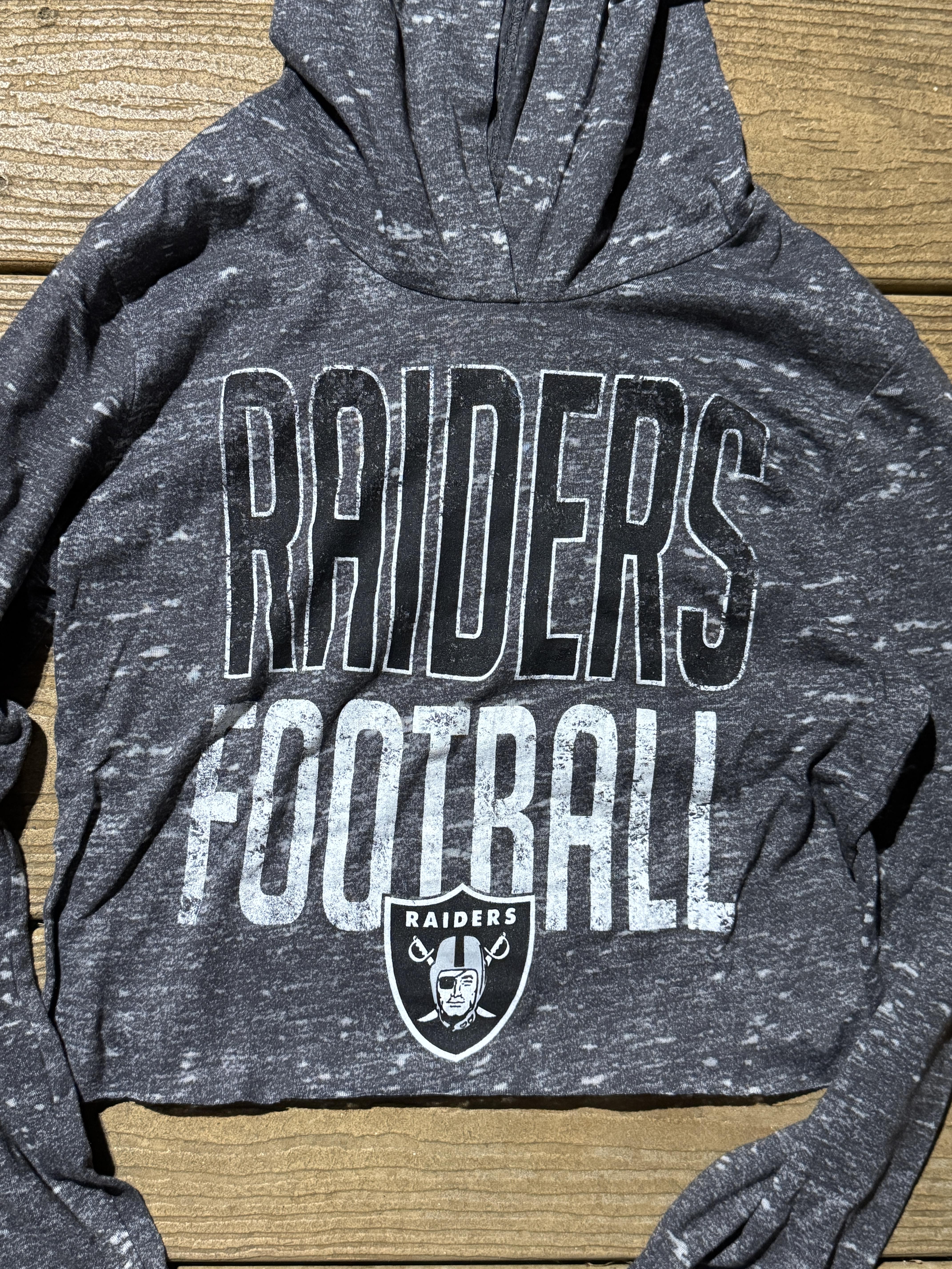 Las Vegas Raiders Cropped Vintage Hoodie Tee NFL Medium – Image 2