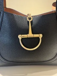 Gucci Softbit Textured Leather Tote Super Master (Black) – Image 3