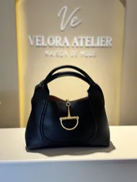 Gucci Softbit Textured Leather Tote Super Master (Black) – Image 2