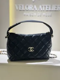 Chanel Quilted Hobo Clutch Bag – Image 3