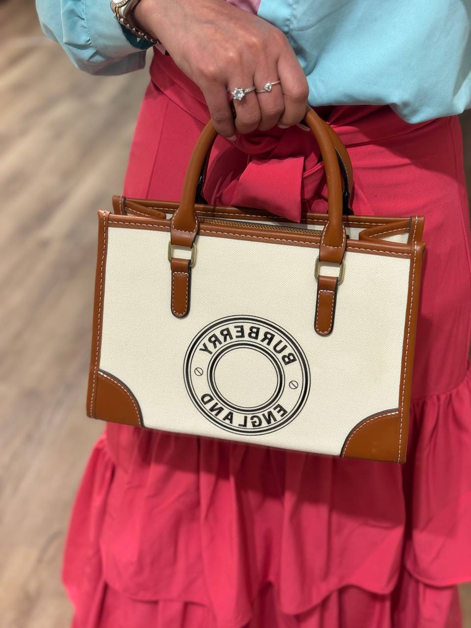Burberry tote bag super master with package – Image 3