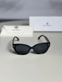 Tory Burch Tinted Sunglasses – Image 6