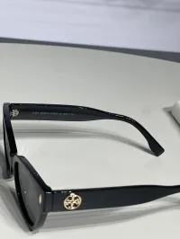Tory Burch Tinted Sunglasses – Image 3