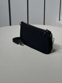 Prada Bag – Image 4