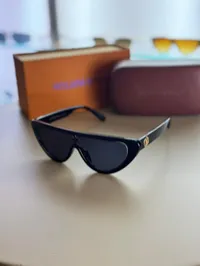Louis Vuitton Sunglasses – Image 2