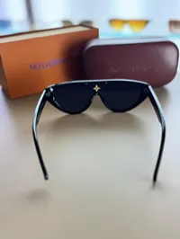 Louis Vuitton Sunglasses – Image 3