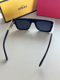 Fendi Sunglasses – Image 6