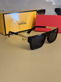 Fendi Sunglasses – Image 5