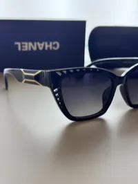 Chanel Sunglasses – Image 4