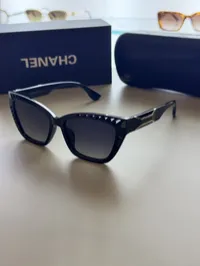 Chanel Sunglasses – Image 3